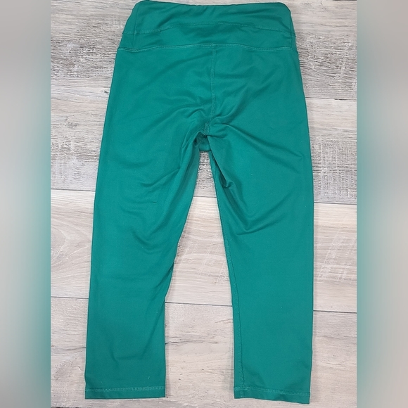 THE North Face Flash Dry Green Cropped Athletic Wide Yoga Waist Leggings - Picture 3 of 7